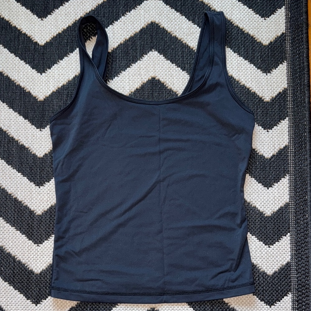 Worn Once Set Active Black Airluxe Scoop Neck Tank Top M